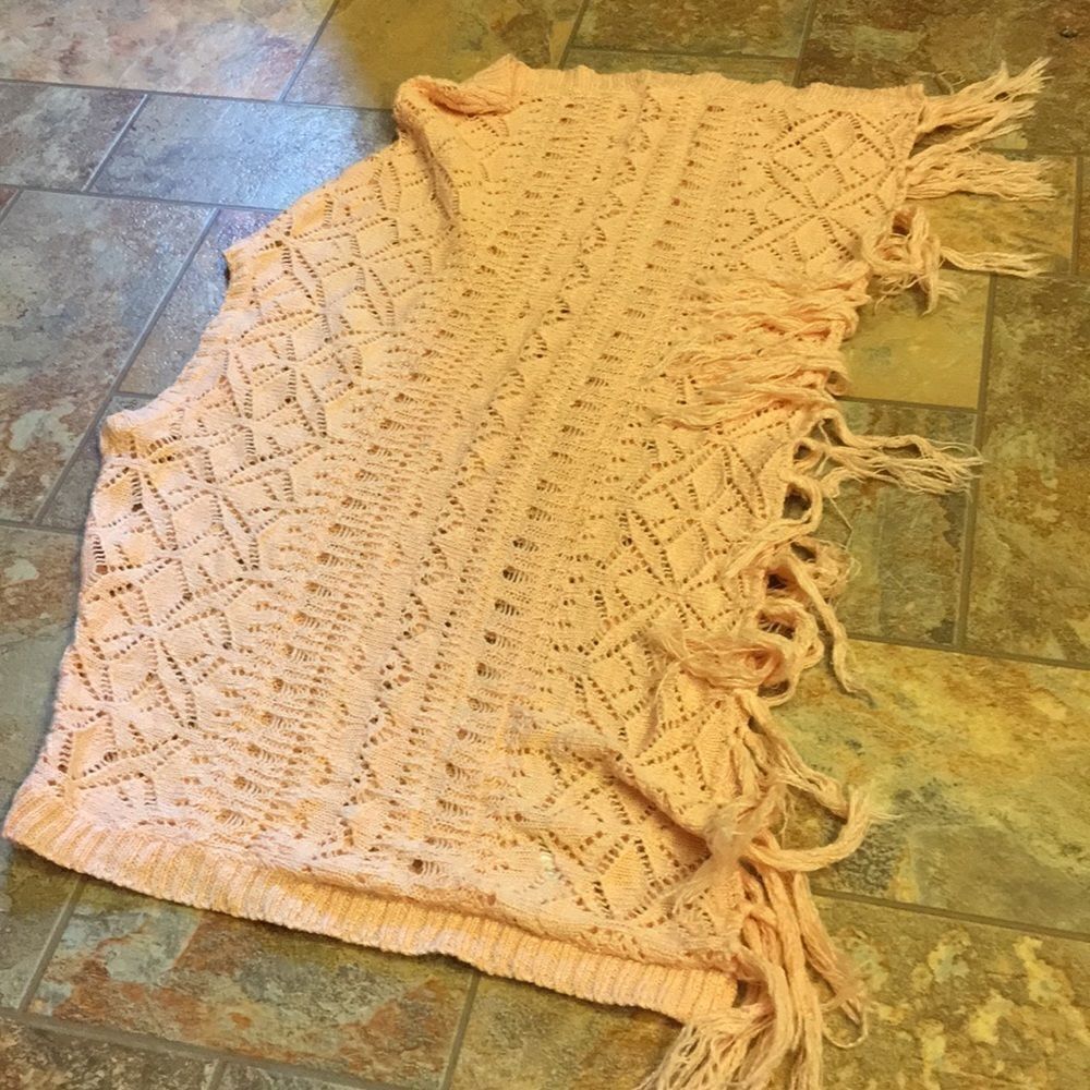 Copper Key Poncho  - Picture 4 of 8